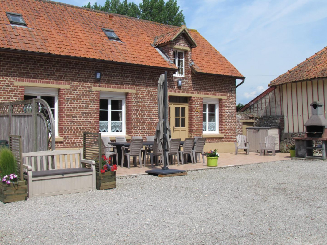 photo 0