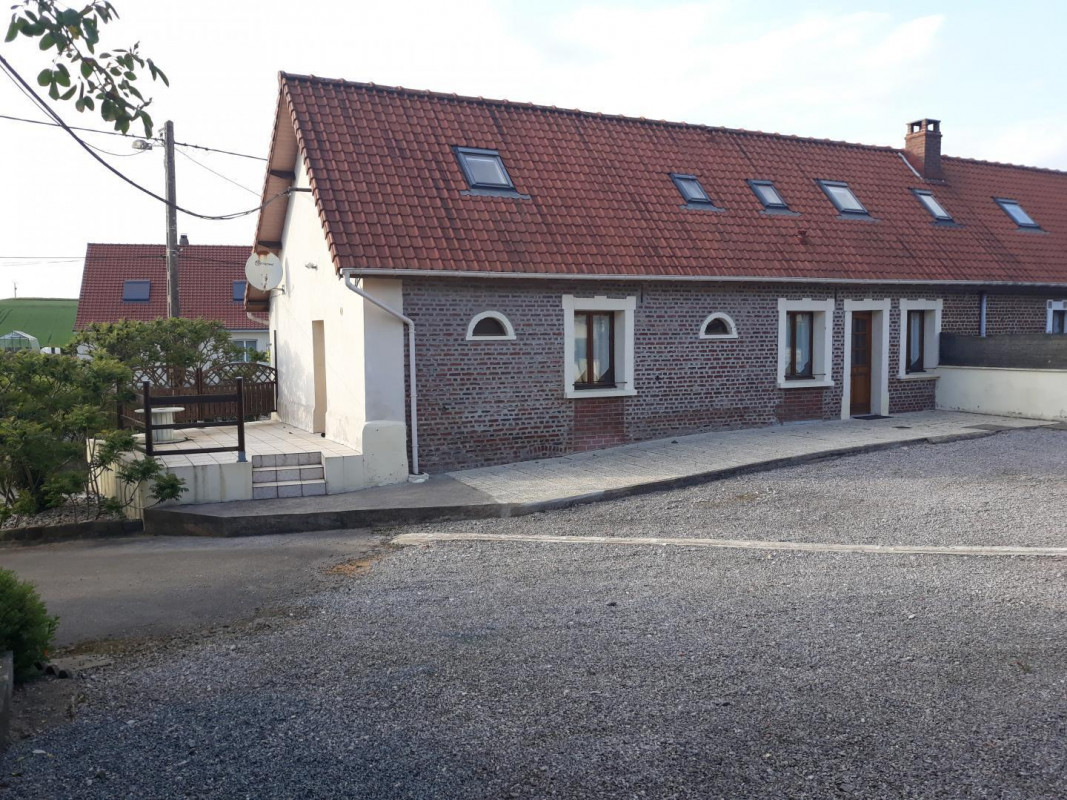 photo 0