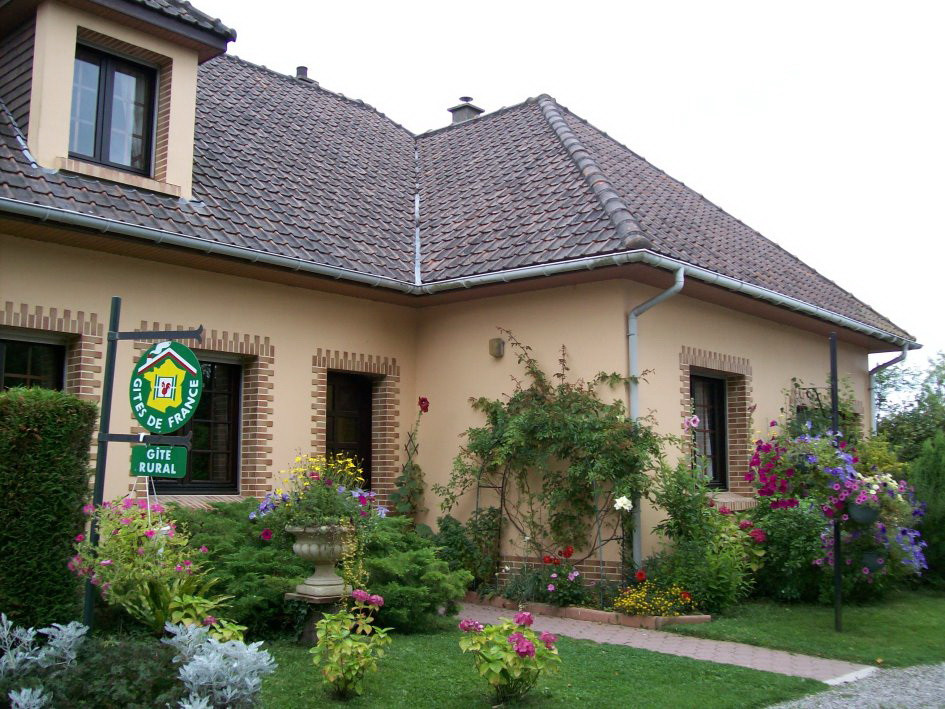 photo 0