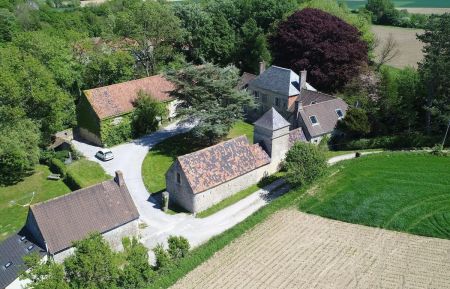 G&icirc;te n&deg;G622503 Wierre-Effroy - Pas-de-Calais - Vue a&eacute;rienne de la propri&eacute;t&eacute;