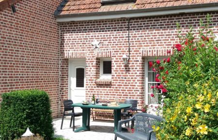 G&icirc;te n&deg;G762813 Fontaine-l&egrave;s-Croisilles - Pas-de-Calais - Terrasse ensoleill&eacute;e.