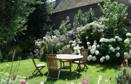 Le jardin à la ferme des 2 tilleuls Chambre d'hôtes n°G255 Amettes - Pas-de-Calais - Le jardin à la ferme des 2 tilleuls