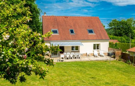 G&icirc;te n&deg;G1128 Beussent - Pas-de-Calais - Jardin avec terrasse 