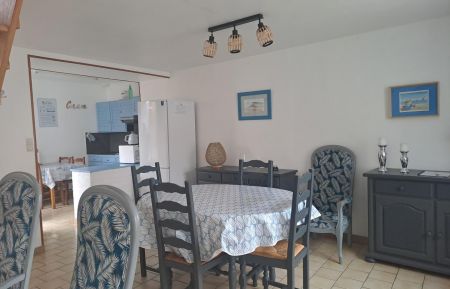 G&icirc;te n&deg;G3361 Audresselles - Pas-de-Calais - Vue d'entr&eacute;e salle &agrave; manger et cuisine
