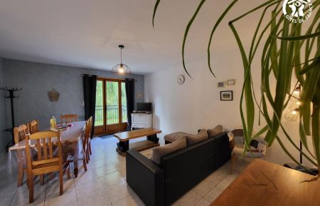G&icirc;te n&deg;G868913 Aix-en-Issart - Pas-de-Calais - Pi&egrave;ce &agrave; vivre avec coin salon et salle &agrave; manger