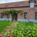 Entr&eacute;e du g&icirc;te &agrave; l'avant